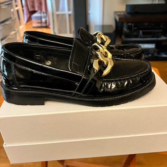 Moschino Black Loafers with Gold Chain